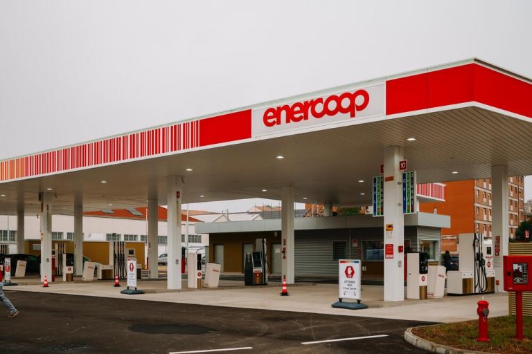 Nuova stazione Enercoop in Piemonte