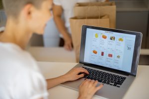 il digitale si consolida, ma il food rallenta