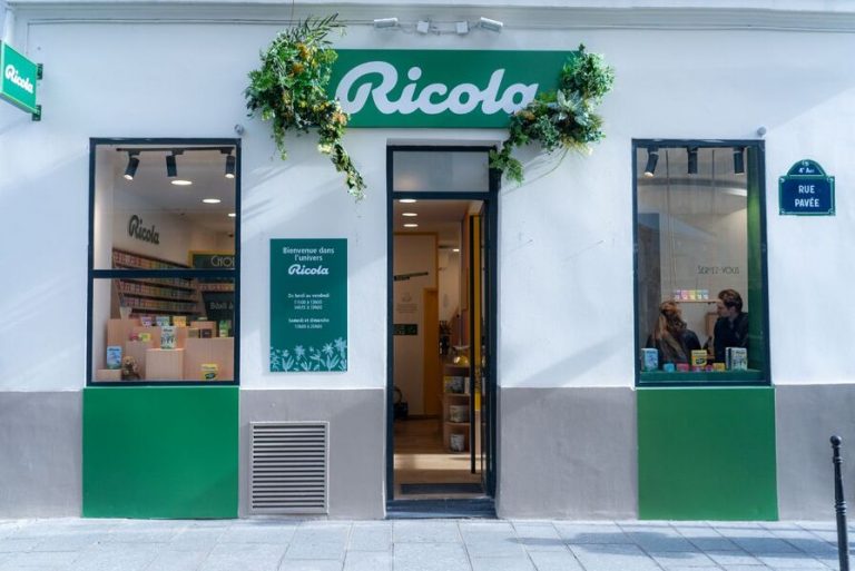 Ricola primo negozio a Parigi